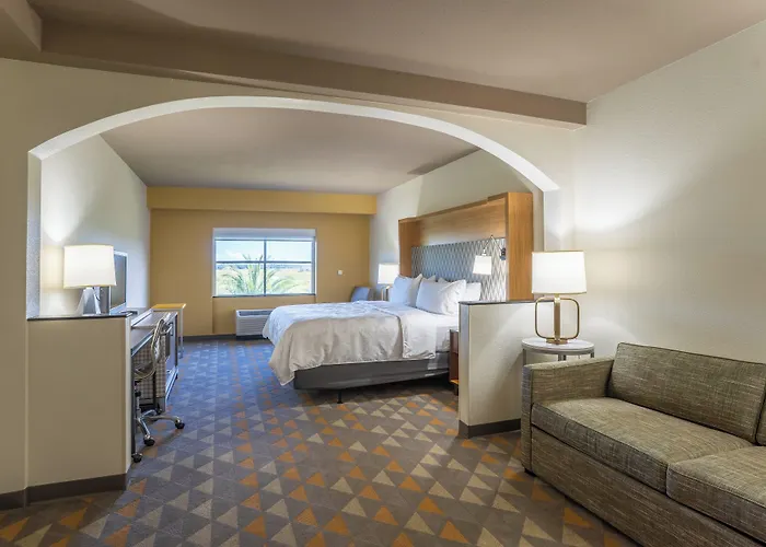 Holiday Inn Hotel & Suites Beaufort At Highway 21 By Ihg